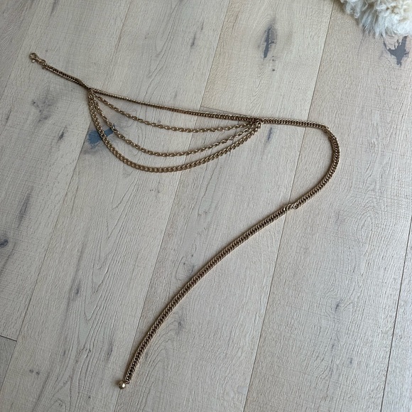 Gold chain belt - Picture 3 of 3